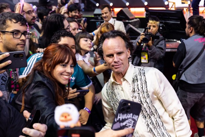 walton goggins at CCXP for fallout season 2