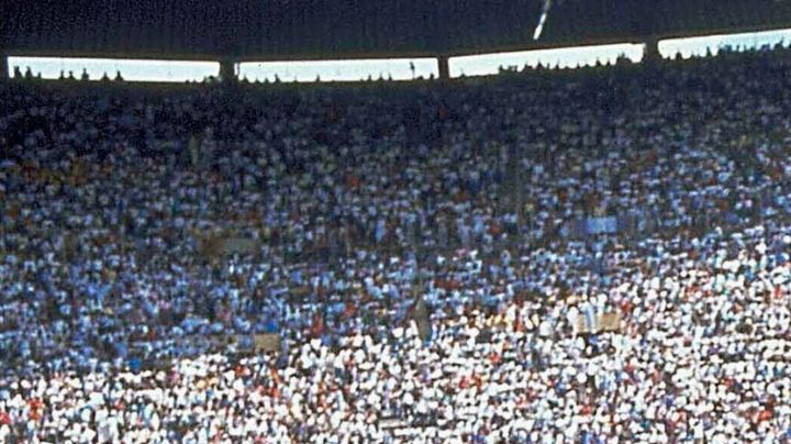 Title: APTOPIX Obit Maradona Soccer Image ID: 20330705620204 Article: FILE - In this June 29, 1986 file photo, Diego Maradona holds up his team's trophy after Argentina's 3-2 victory over West Germany at the World Cup final soccer match at Azteca Stadium in Mexico City. The Argentine soccer great who was among the best players ever and who led his country to the 1986 World Cup title before later struggling with cocaine use and obesity, died from a heart attack on Wednesday, Nov. 25, 2020, at his home in Buenos Aires. He was 60. (AP Photo/Carlo Fumagalli, File)