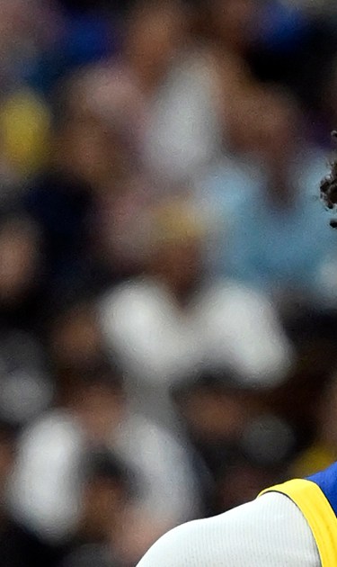 header-yaxel